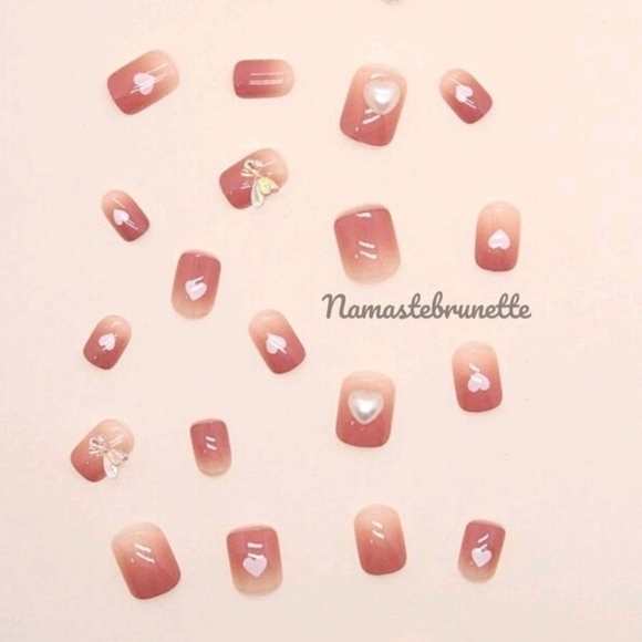 2/$16 24pcs Heart Bows Pearls Press On Nails - Picture 10 of 17